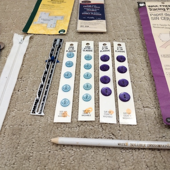 Simplicity Pattern 2821 Pajama Long Sleeve & Pants with Sewing Supplies - Picture 3 of 6